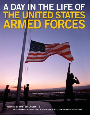 A Day in the Life of the United States Armed Forces - Korman, Lewis J, and Naythons, Matthew