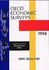 Oecd Economic Surveys 1993-1994: New Zealand (O E C D Economic Surveys New Zealand) [Paperback]