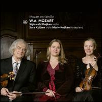Mozart en famille - Marie Kuijken (fortepiano); Sara Kuijken (viola); Sigiswald Kuijken (violin)