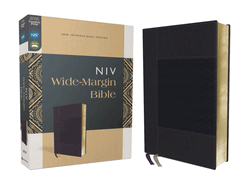 Niv, Wide Margin Bible (a Bible That Welcomes Note-Taking), Leathersoft, Navy, Red Letter, Comfort Print