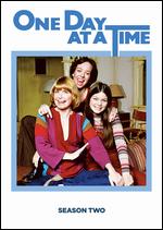 One Day at a Time: Season 02 - 