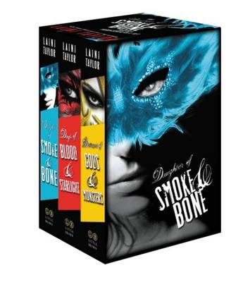 The Daughter of Smoke & Bone Trilogy Paperback Gift Set - Taylor, Laini
