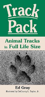 Track Pack: Animal Tracks in Full Life Size - Gray, Ed